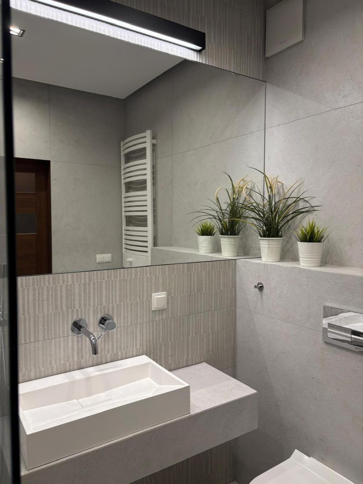 Apartament Nadmorski Dwor Гданск Екстериор снимка