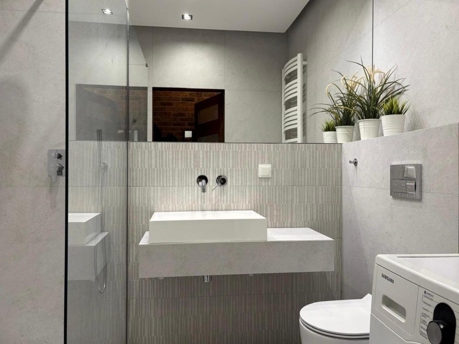 Apartament Nadmorski Dwor Гданск Екстериор снимка